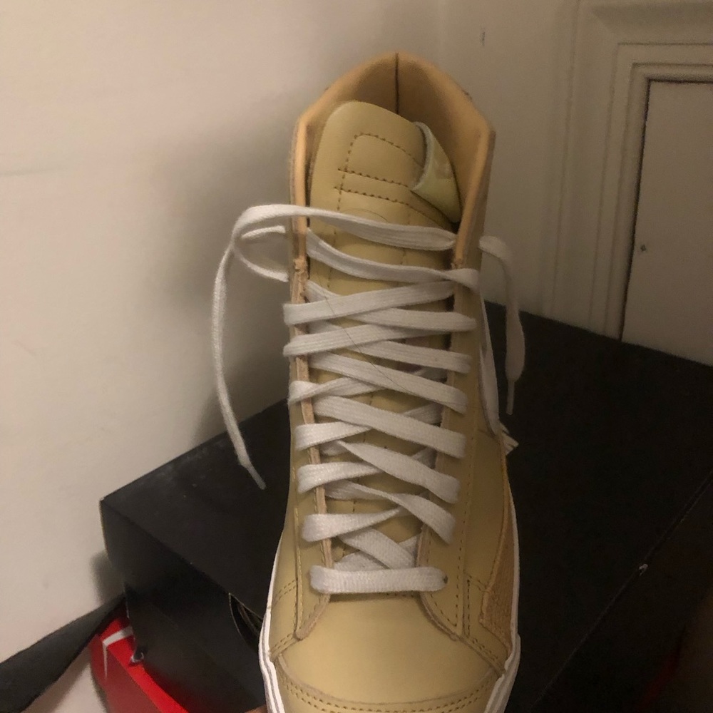 Women’s bike blazer sneakers size 8.5 gently worn great condition.